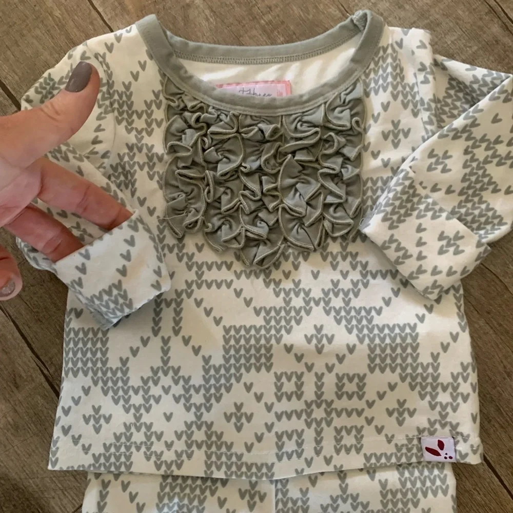 NWOT Sweet Honey Baby‎ Girl Fair Isle Ruffle Pajama Set 6M Two Piece Cozy